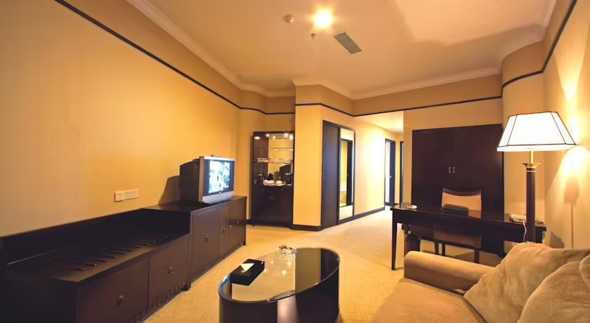 YASHIDU SUITES