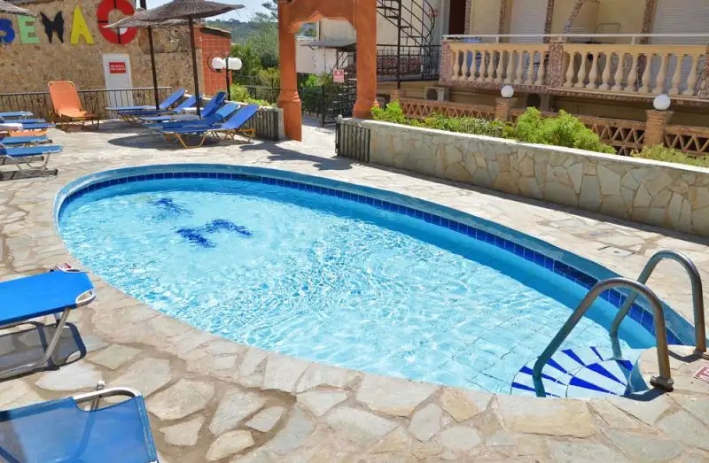 ALTURA HOTEL (EX. HOTEL MAVRIKOS)