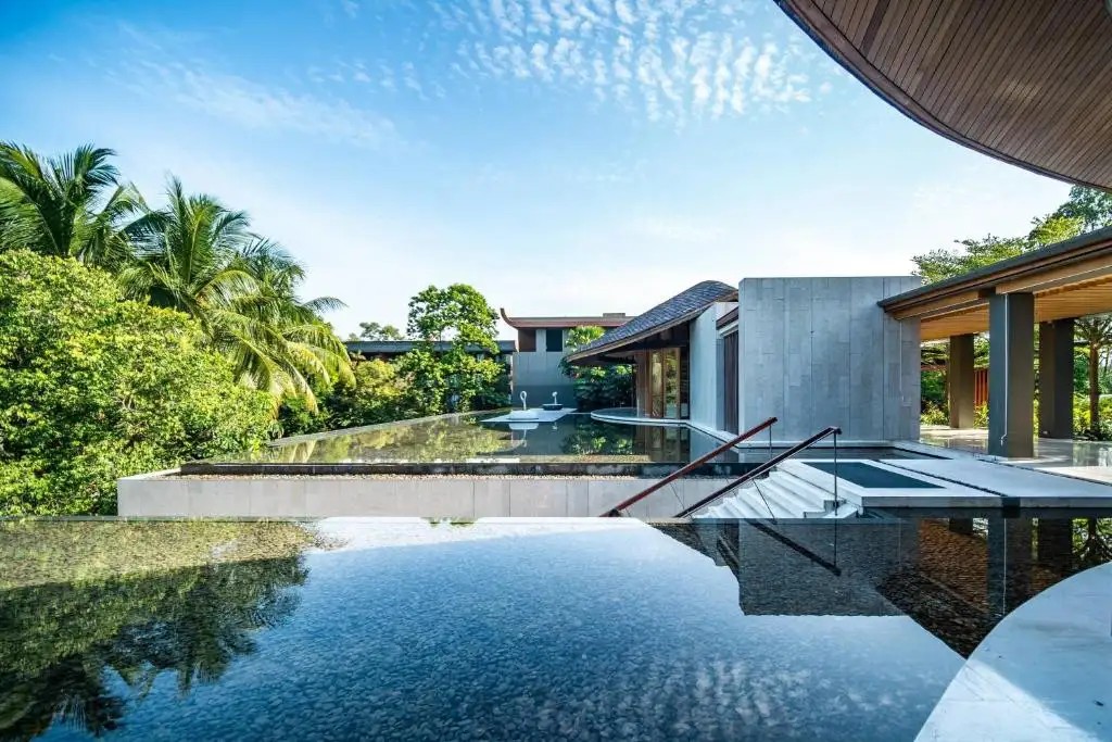 RENAISSANCE PHUKET RESORT & SPA