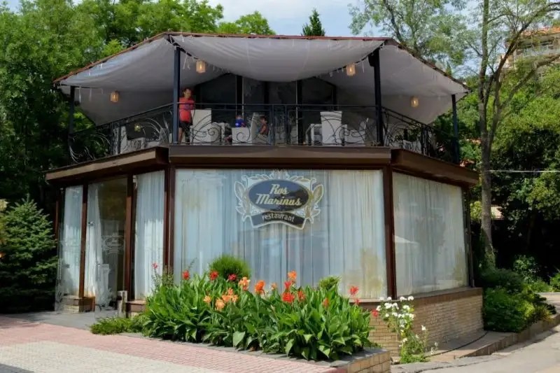 ВИЛЛА BELLAVISTA (ВИЛЛА БЕЛЛАВИСТА)
