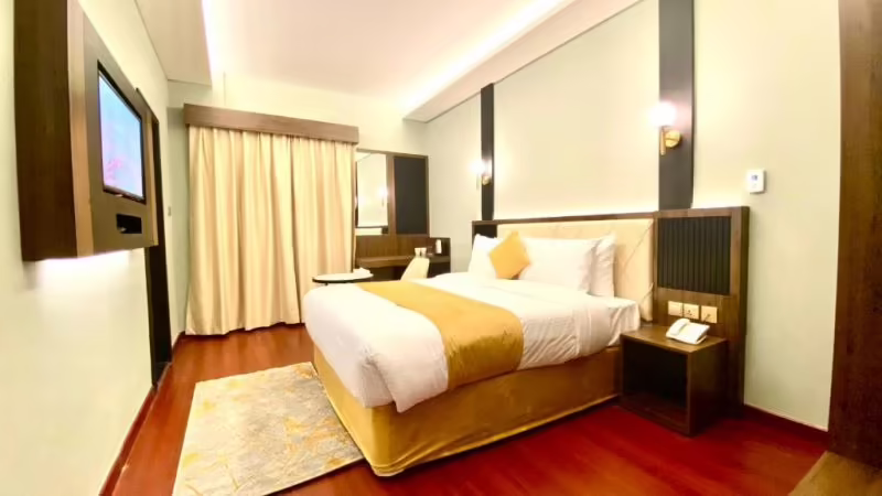 CONCORDE INN HOTEL