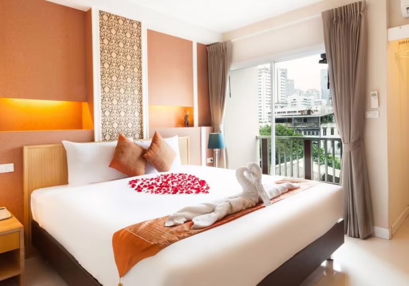 THE AIM SATHORN