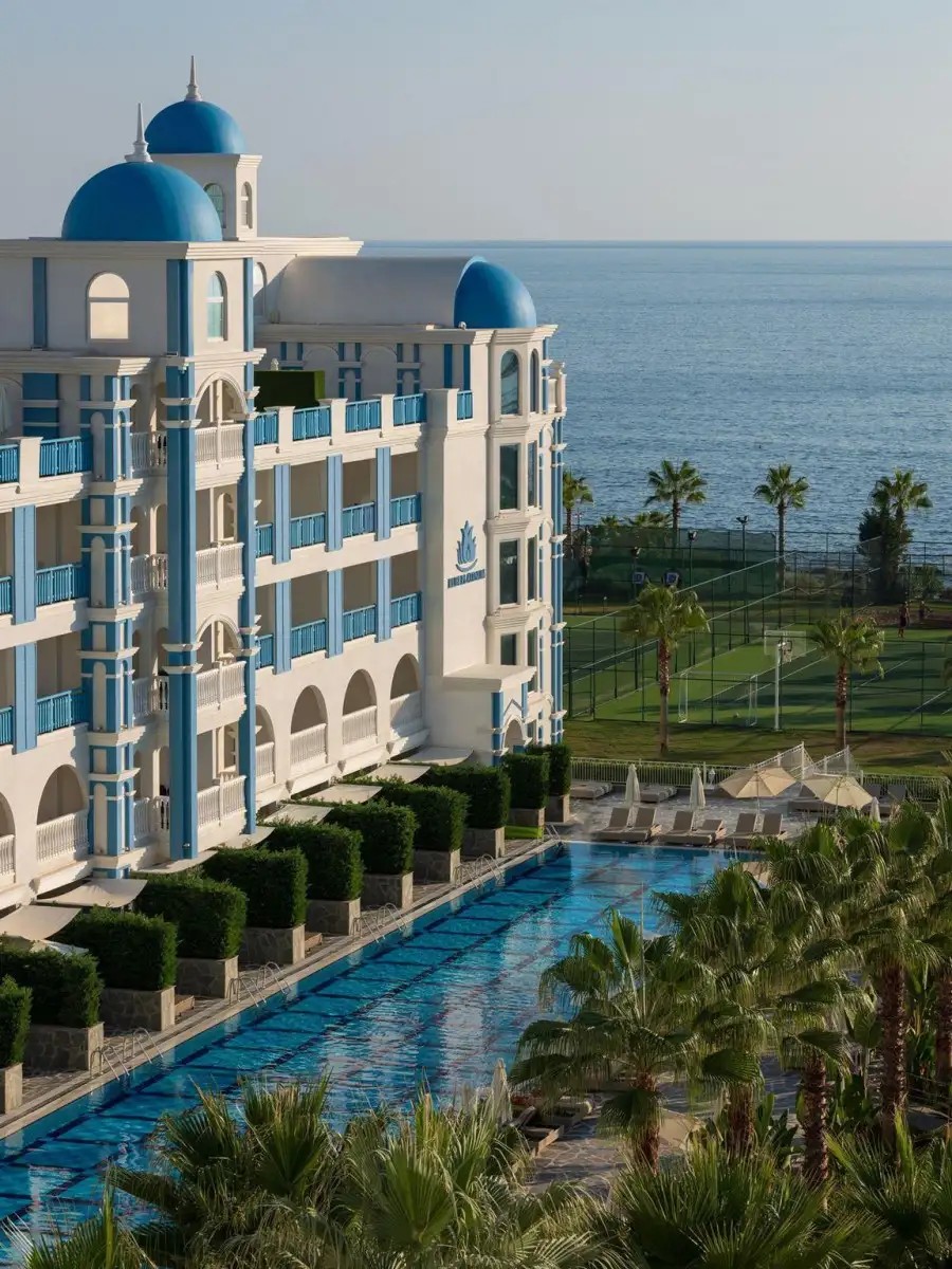 RUBI PLATINUM SPA RESORT & SUITES