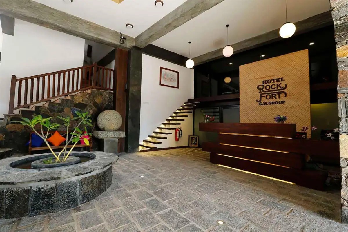 ROCK FORT HOTEL & SPA