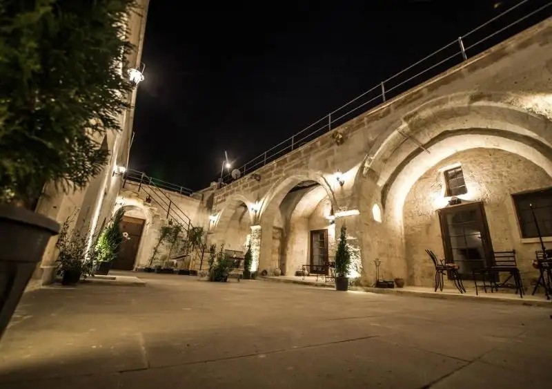 HARKASOS CAVE HOTEL