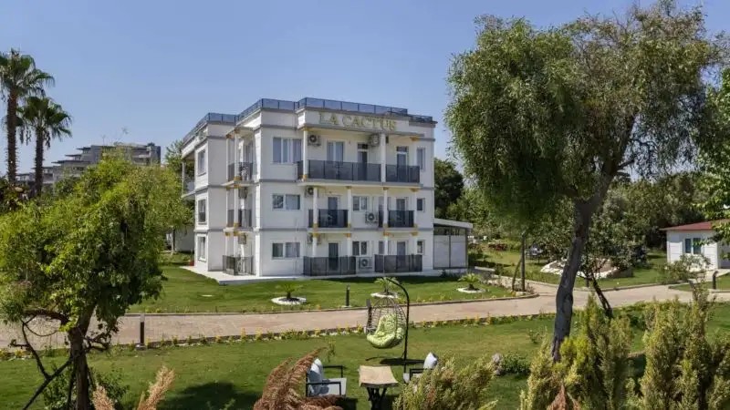 LA CACTUS BUTIK HOTEL