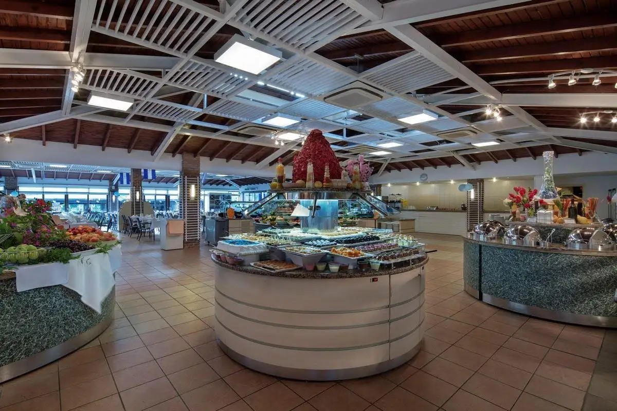 GREEN BAY RESORT (EX. CRYSTAL GREEN BAY RESORT & SPA)