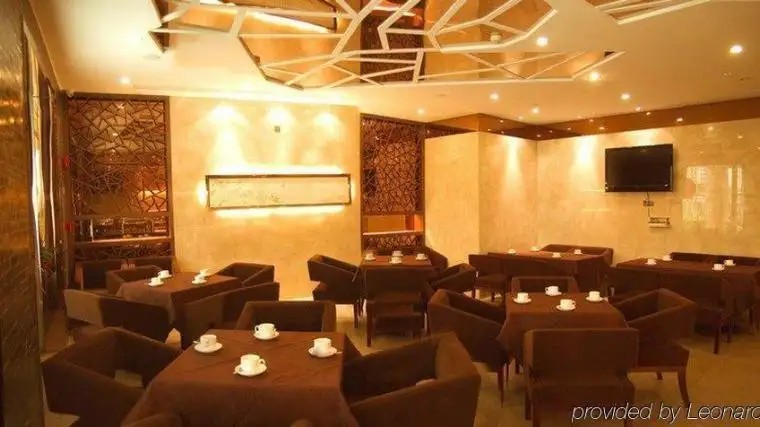 J-HOTEL