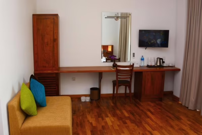 ARENA HOTEL