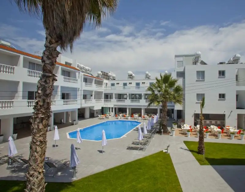 PRINCESSA VERA HOTEL APARTMENTS