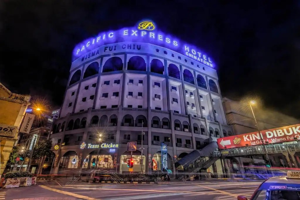 PACIFIC EXPRESS HOTEL CHINATOWN