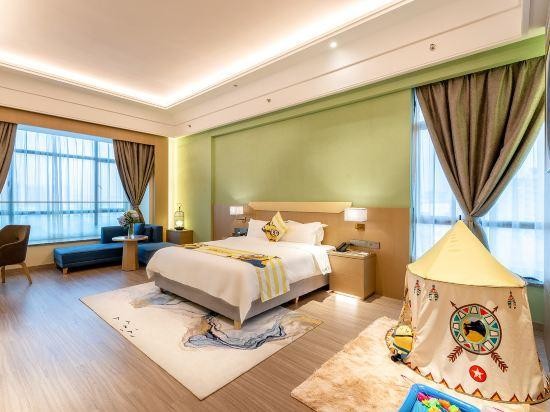 METROPOLIS HOTEL