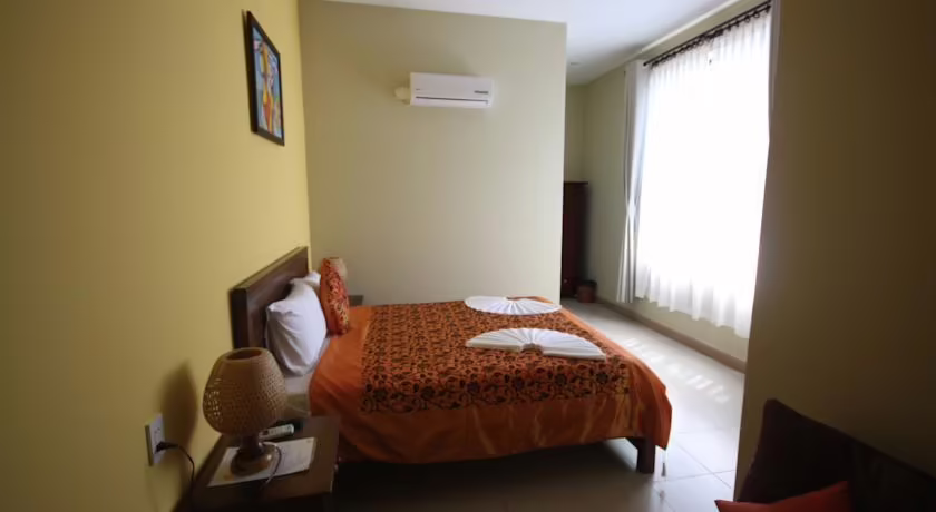 XIN CHAO HOTEL
