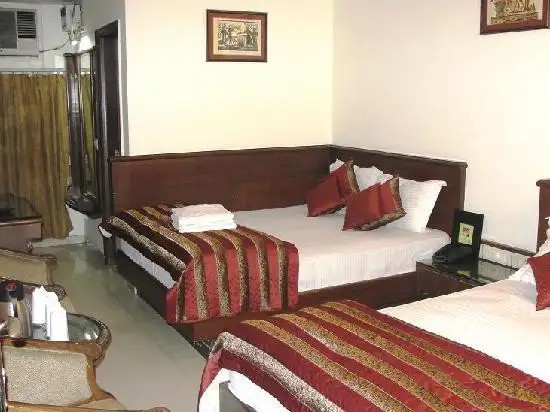 CHANCHAL DELUXE