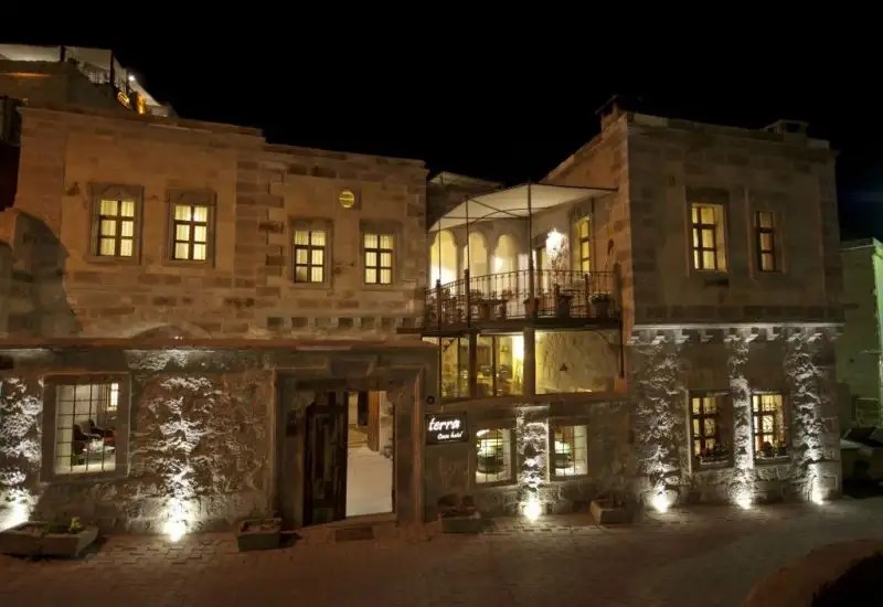 TERRA CAVE HOTEL