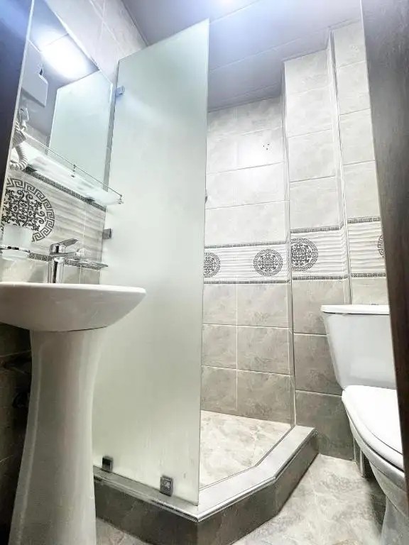 BOBOSH HOTEL