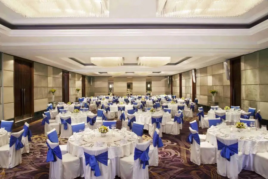 HOLIDAY INN NEW DELHI MAYUR VIHAR NOIDA (EX. HILTON)