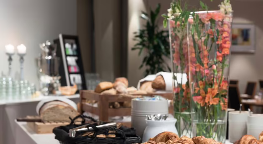 RADISSON BLU HOTEL & CONFERENCE CENTRE