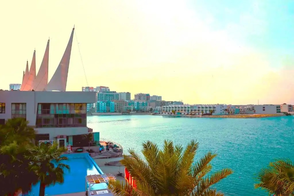 DRAGON HOTEL AND RESORT