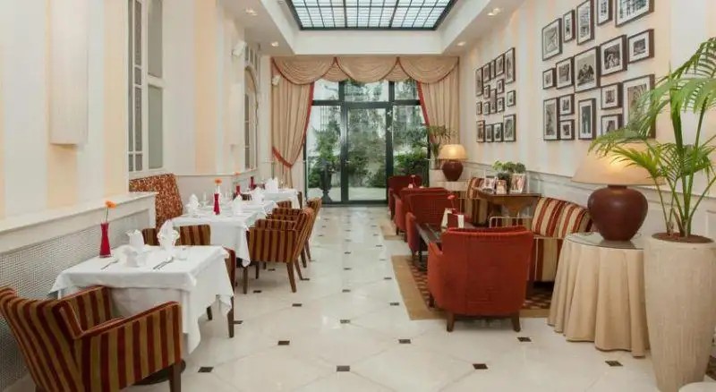 BEST WESTERN PREMIER KAISERHOF