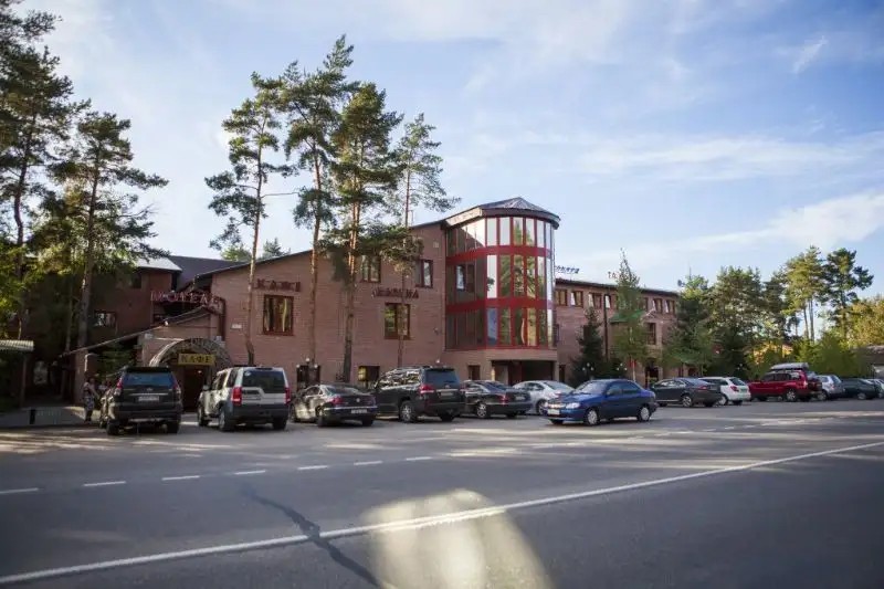 КАРИНА