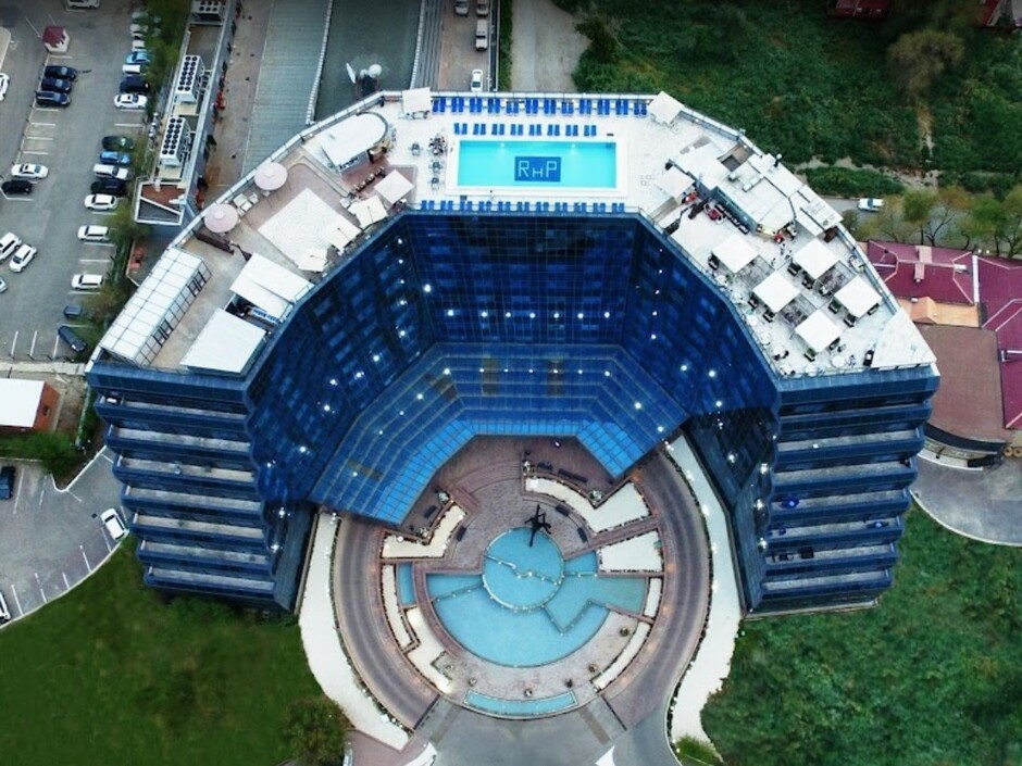 RIVER PALACE