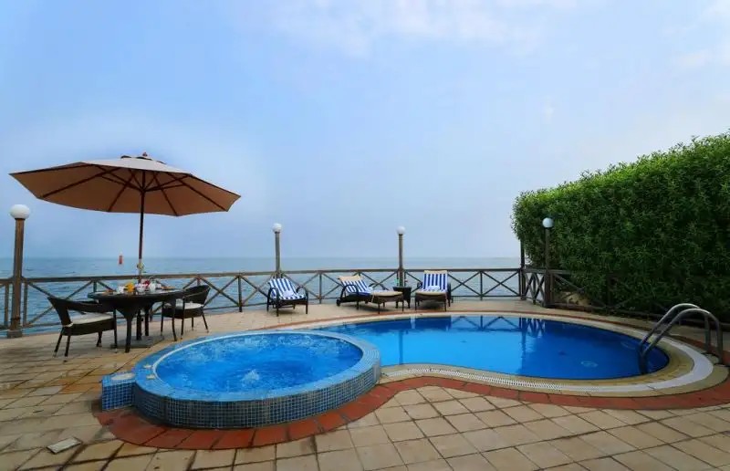 AL BANDER HOTEL & RESORT