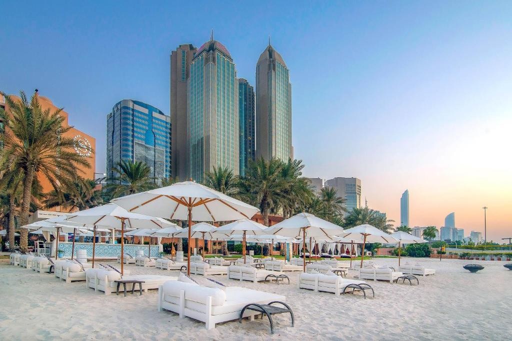 SHERATON ABU DHABI HOTEL & RESORT