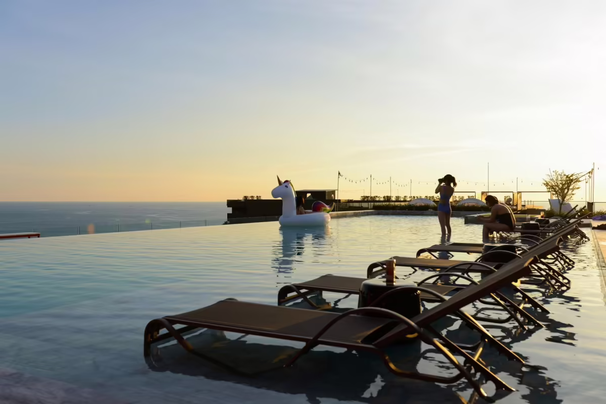 THE SEA GALLERI BY KATATHANI