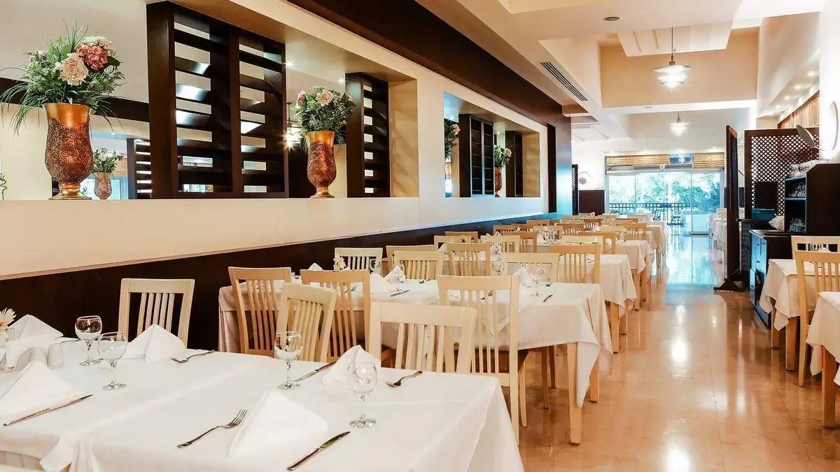 GRAVEL HOTELS SELECT (EX. SEVEN SEAS GRAVEL SELECT)