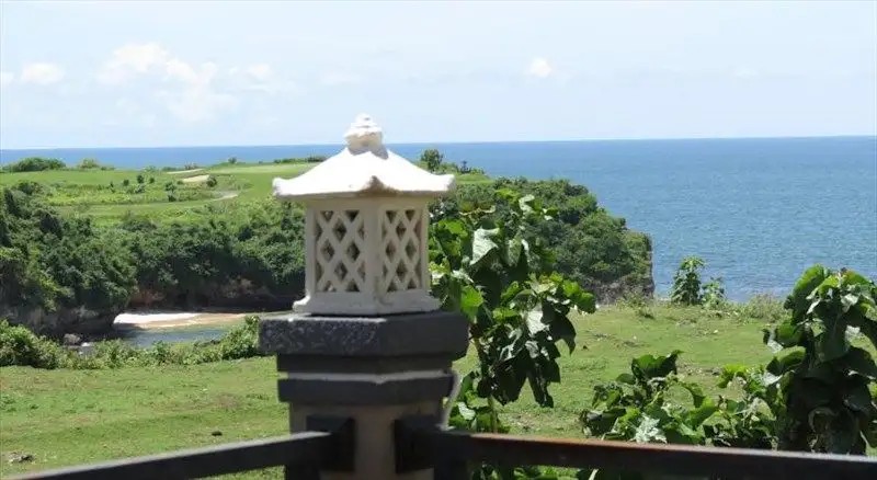 BALANGAN SEA VIEW BUNGALOW