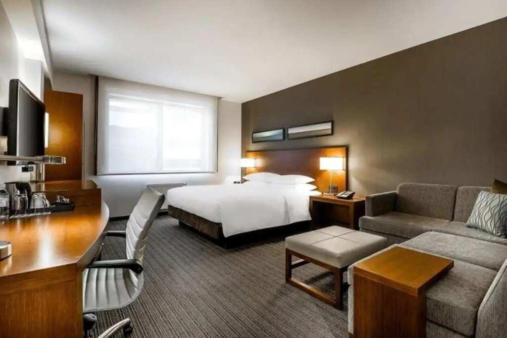 YEREVAN PLACE (EX. HYATT PLACE YEREVAN)