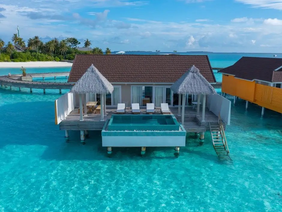 THE STANDARD HURUVALHI MALDIVES