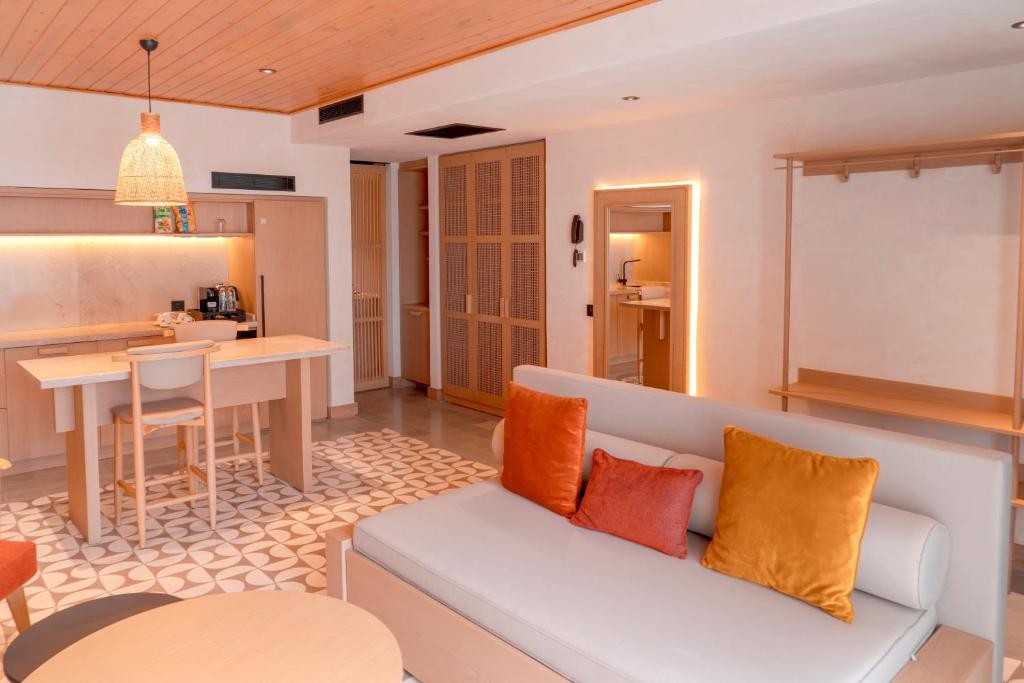 NOVVA HOTELS KAS (EX.MEKVIN SUITES & VILLAS)