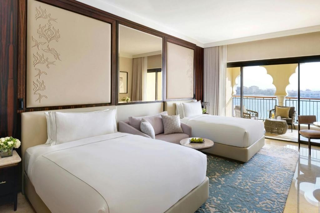 THE RITZ-CARLTON ABU DHABI GRAND CANAL