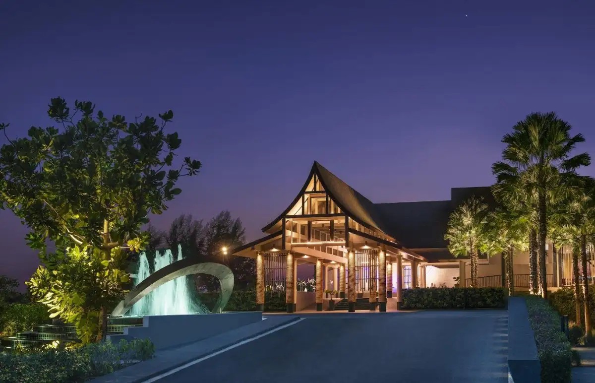 LE MERIDIEN KHAO LAK RESORT & SPA (EX. BANGSAK MERLIN RESORT)