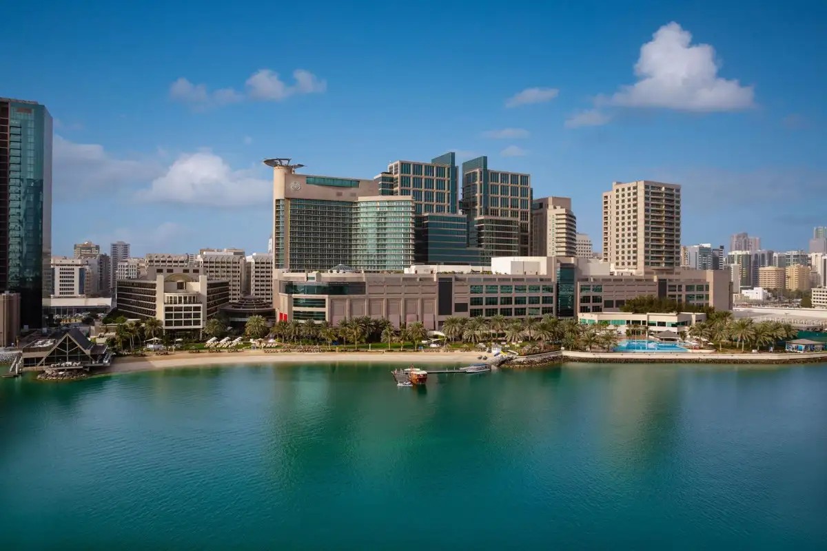 BEACH ROTANA HOTEL & TOWER ABU DHABI