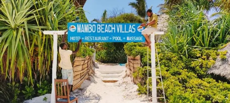 MAMBO BEACH VILLAS