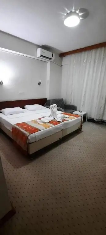 EFSANE HOTEL