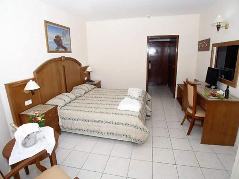 CARAVEL HOTEL ZANTE