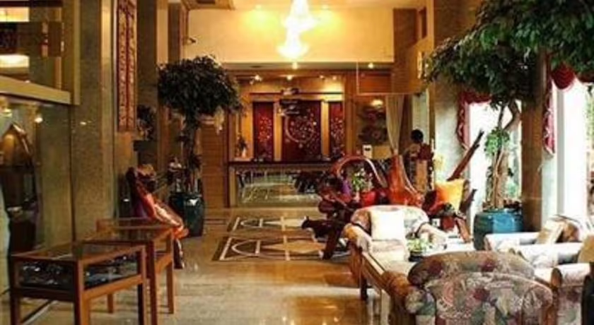 ROYAL ASIA LODGE