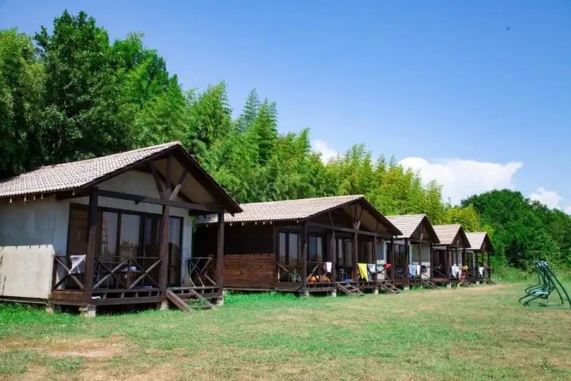 АКАЛАМ КАНТРИ КЛАБ