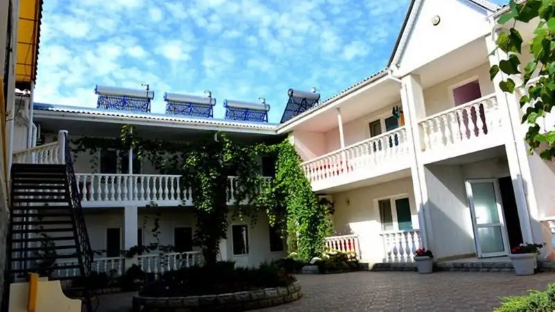 ИТАЛЬЯНСКИЙ ДВОРИК (EL PATIO)