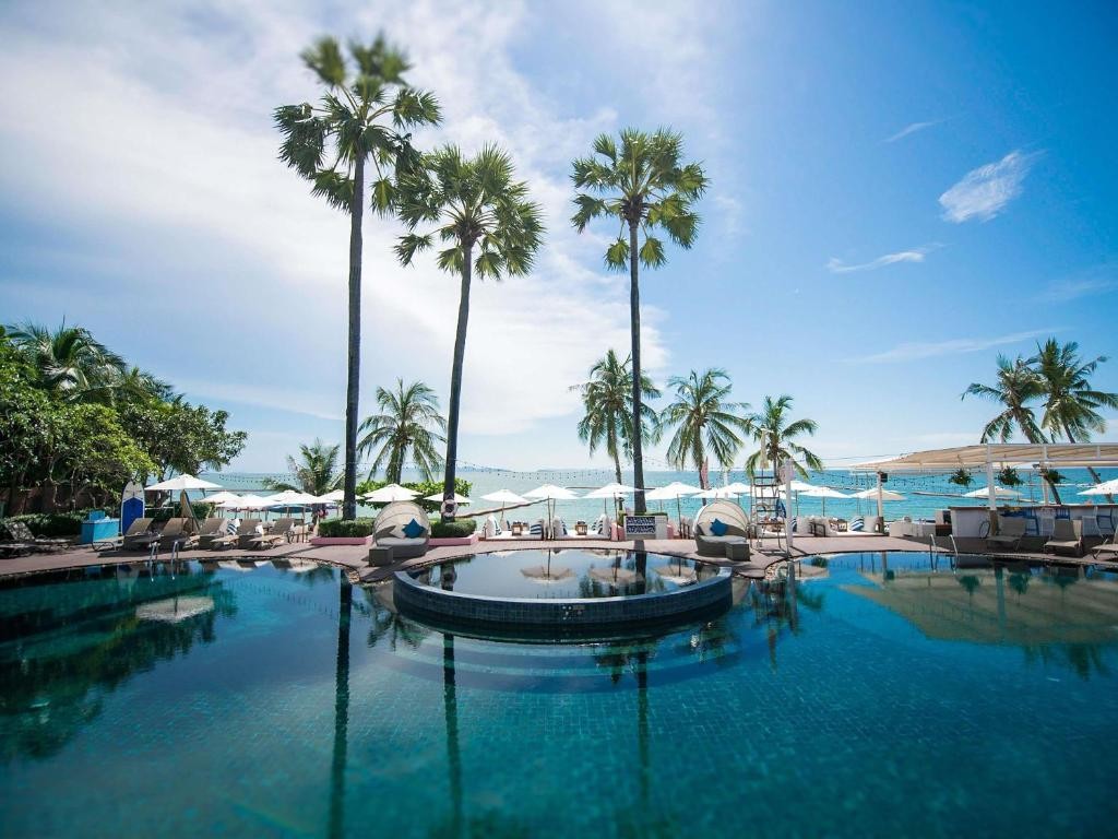 PULLMAN PATTAYA HOTEL G (EX. PULLMAN PATTAYA AISAWAN) 