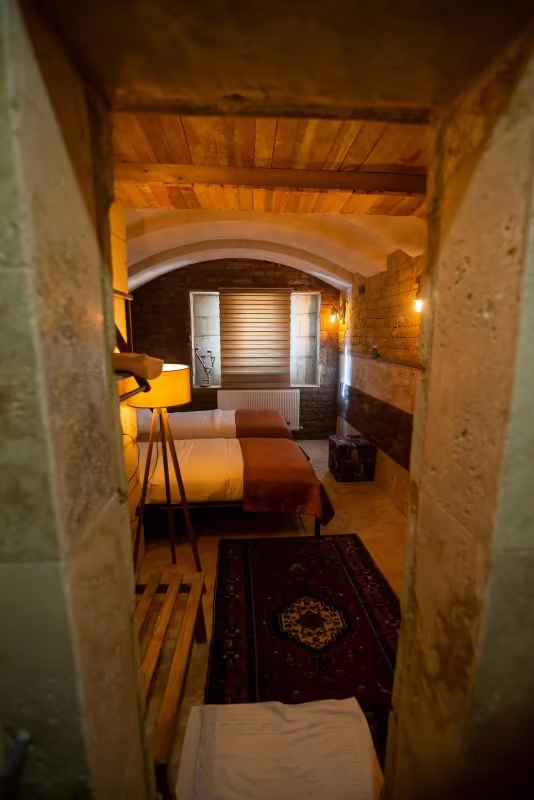 THE CAVE HOUSE