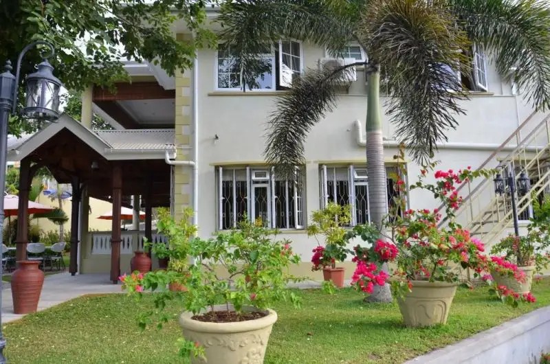 BEL AIR HOTEL