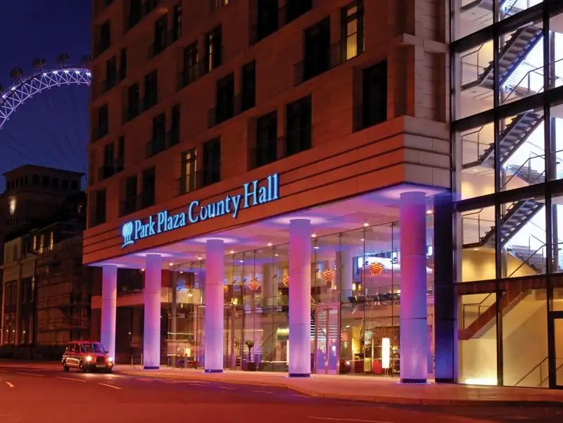 PARK PLAZA COUNTY HALL LONDON