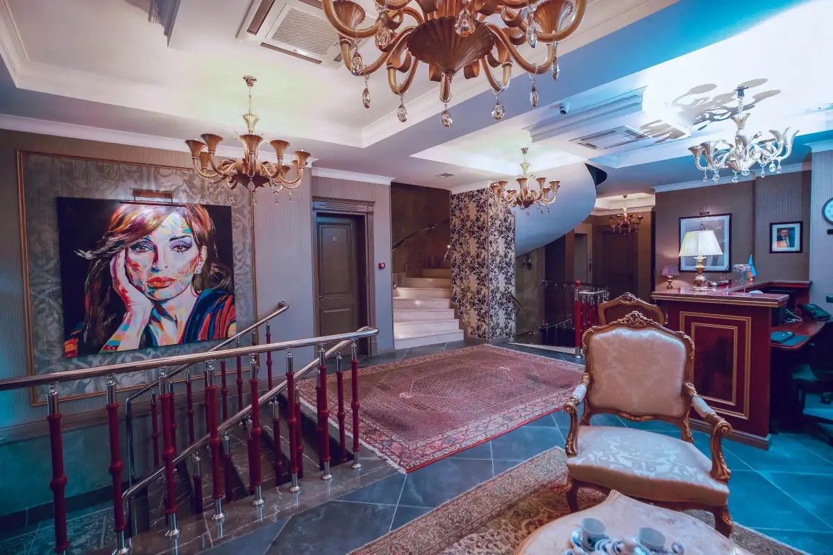 WEST INN HOTEL