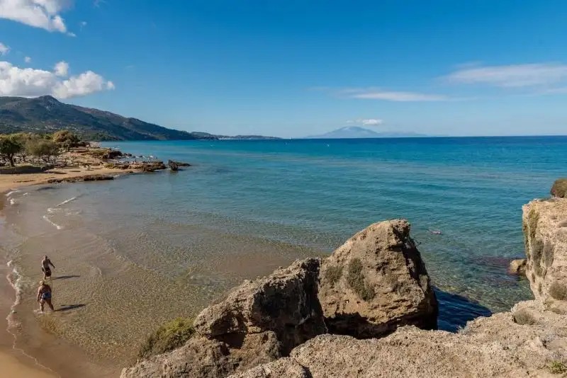 PLAKA BEACH RESORT