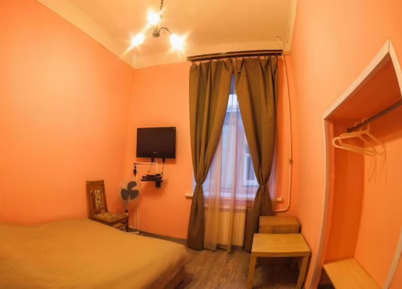 OLD FLAT НА ЛИГОВСКОМ (ОЛД ФЛЭТ)